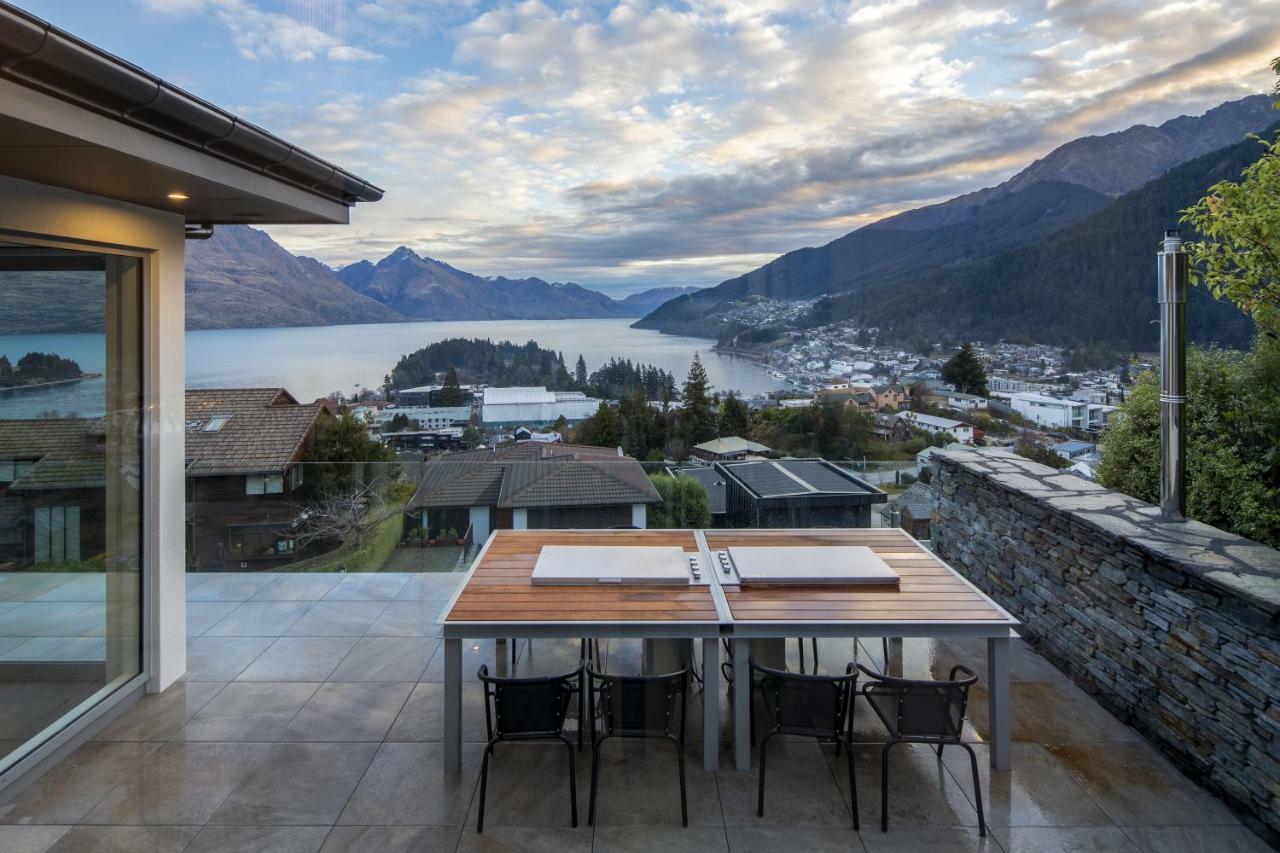 Lago Infinito Villa Queenstown Exterior photo